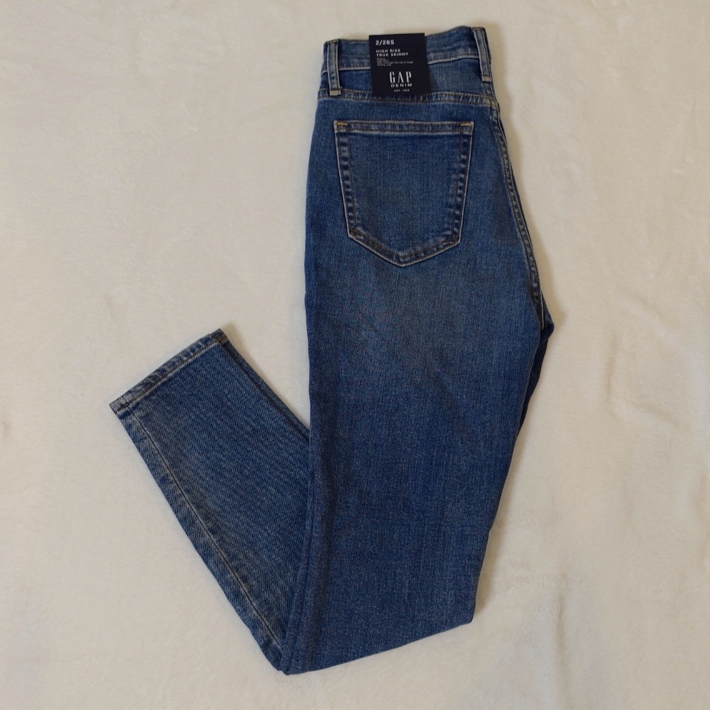 GAP High Rise True Skinny Light Wash